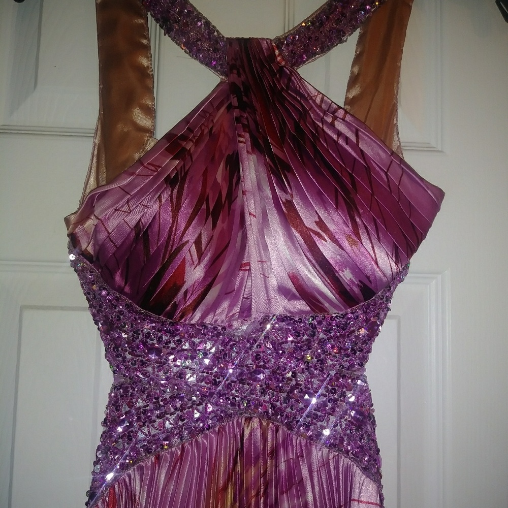 Prom Dress - Picture 2 of 8